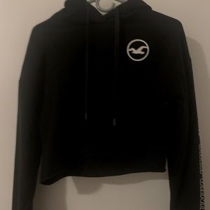 Black Hollister cropped hoodie Size Small!